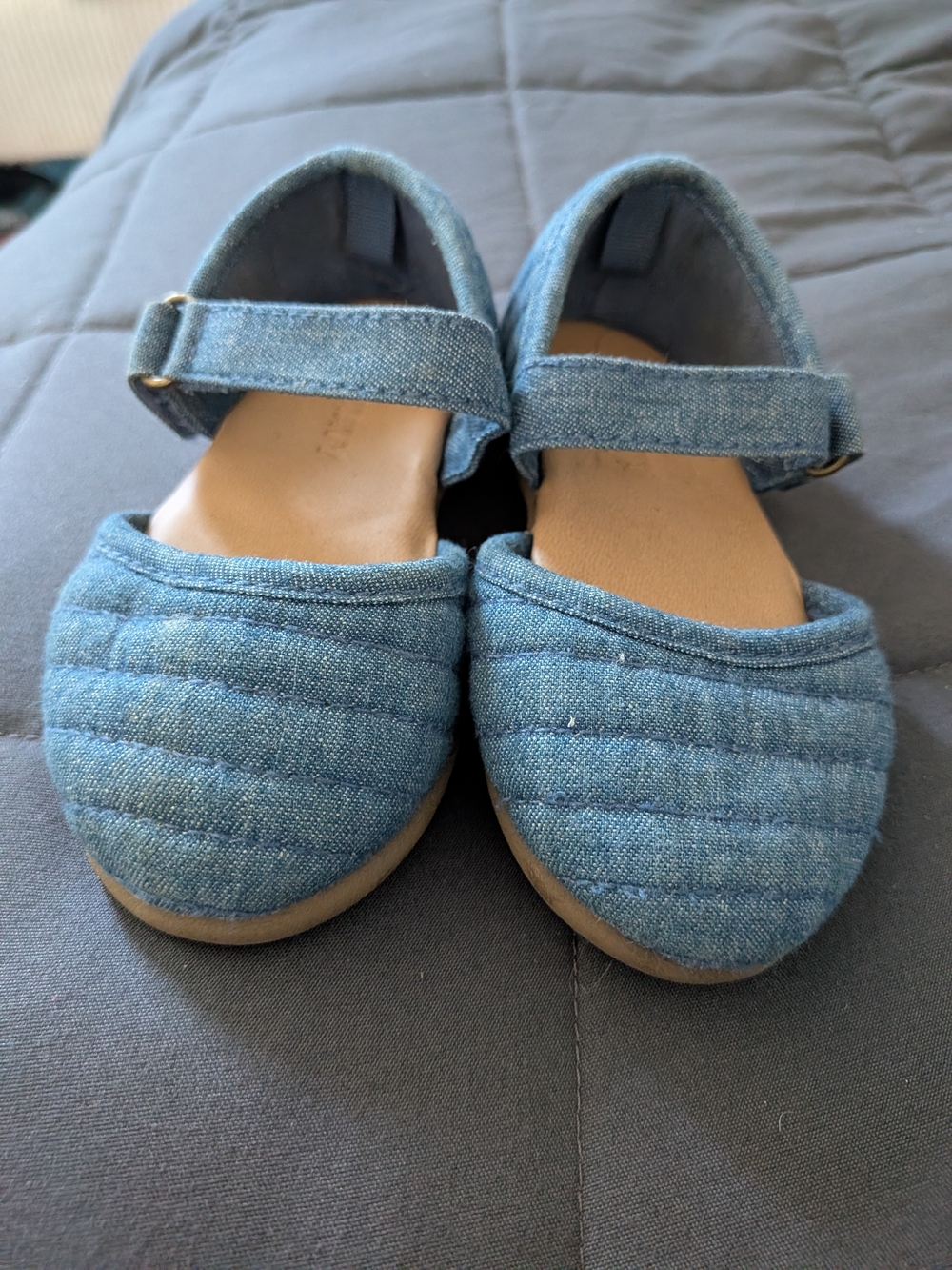 Old Navy Girls Denim Mary Jane Shoes Size 5 Toddler Blue Flats